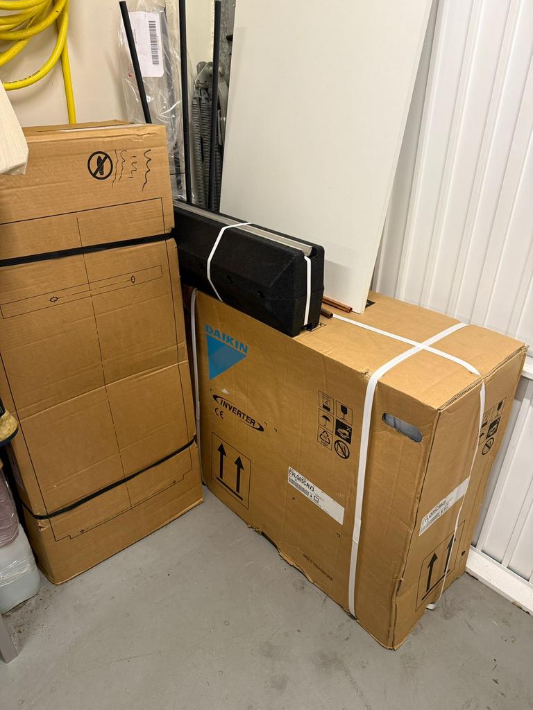 NIEUW IN DOOS! Daikin Hybride R 5kw lucht/water warmtepomp, Ophalen, Nieuw