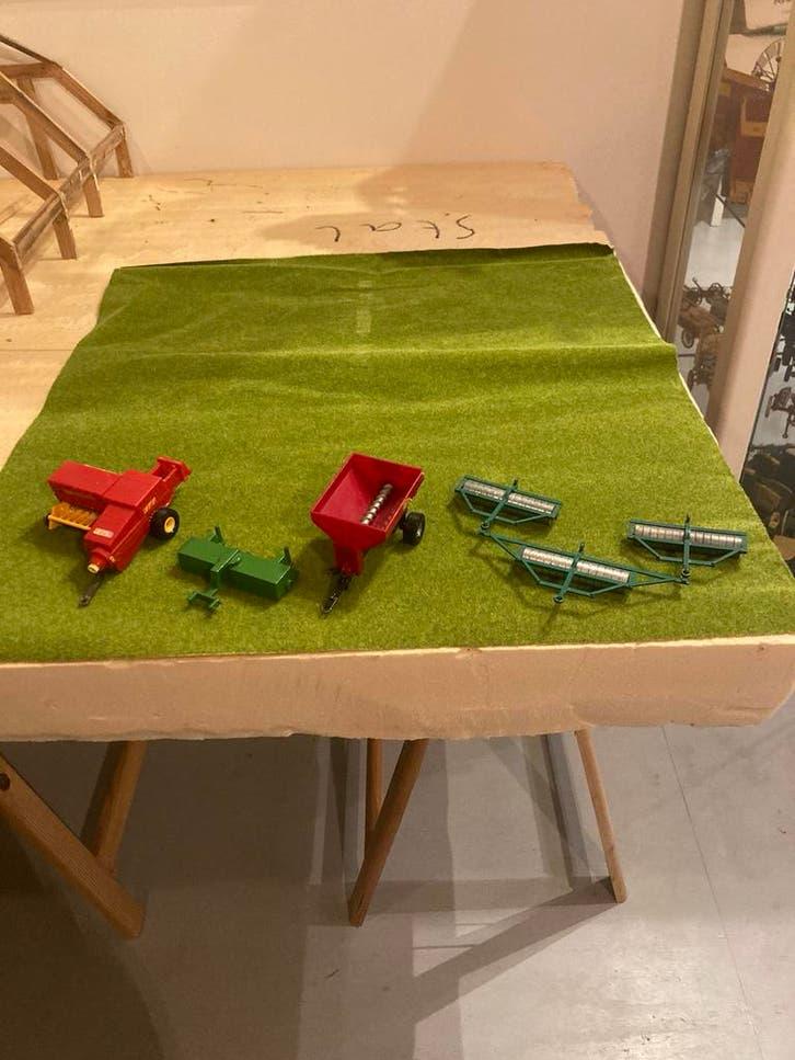 Britains werktuigen, Ophalen of Verzenden, Zo goed als nieuw, Tractor of Landbouw, Britains