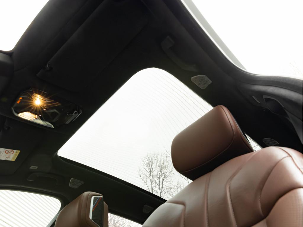 BMW i7 xDrive60 - M-Sport Pro - Executive Drive Pro - Bowers, 12 maanden, Gebruikt, 137 €/maand, Vierwielaandrijving