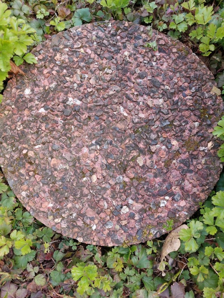 19 rode staptegels 3 euro per stuk, Ophalen, Beton, Minder dan 5 m², Overige typen