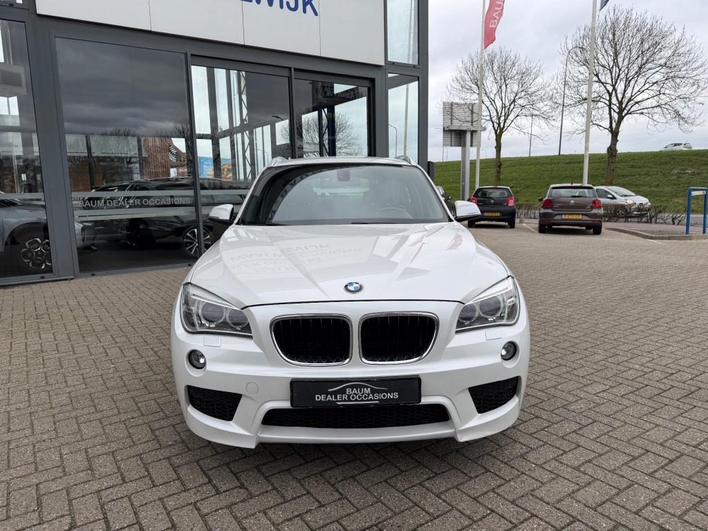 Bmw X1 SDRIVE20I HIGH EXEC.M SPORT AUTOMAAT LEER NAVI PDC, Euro 6, 4 cilinders, Wit, 184 pk