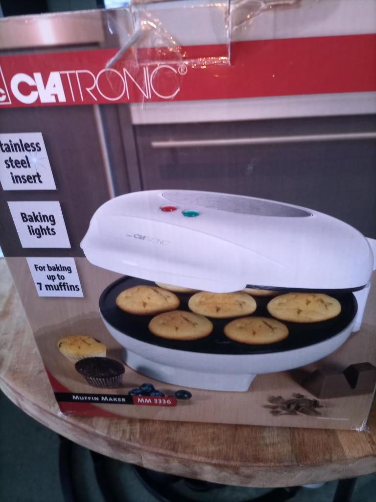 Clatronic muffin maker., Ophalen of Verzenden, Nieuw, Cupcakes, Bakvorm