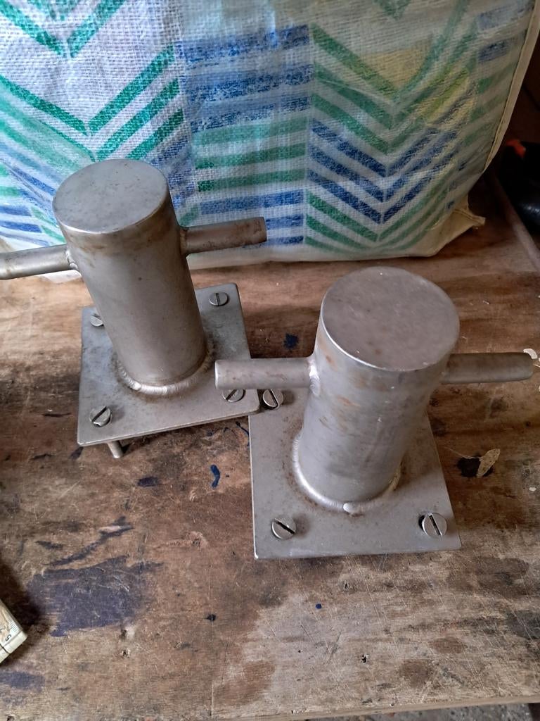 Kikkers, Ophalen, Ankeren en Afmeren, Zeilboot of Motorboot