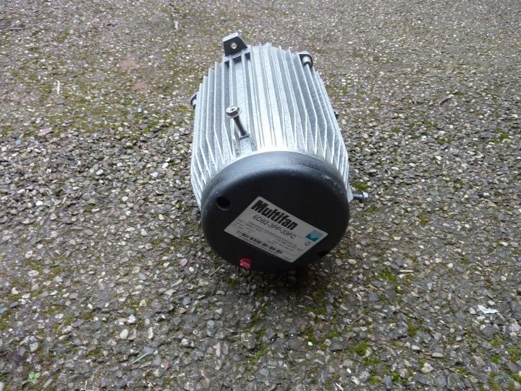 Electromotor Multivan # Phasen 220 - 400 Volt, Doe-het-zelf en Verbouw, Motoren, Ophalen of Verzenden, Nieuw, Elektromotor, Minder dan 1400 rpm