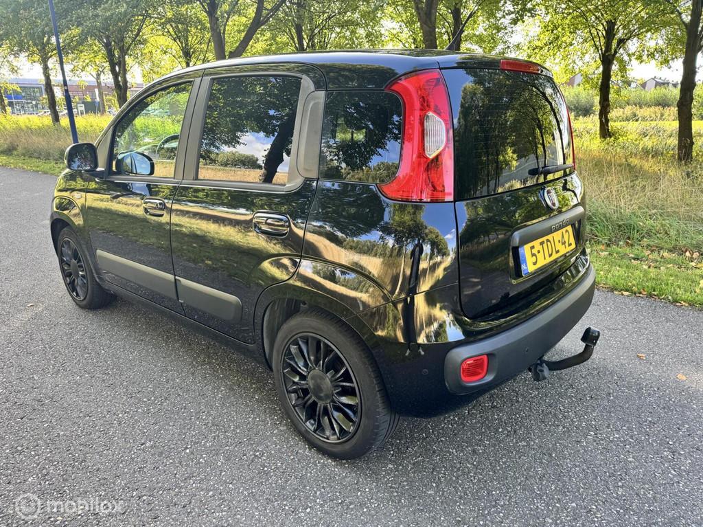Fiat Panda 0.9 TwinAir*NW APK*SCHERM*NAVIGATIE*PARKEERSENSOR, Auto's, Fiat, Euro 5, Stof, Gebruikt, Panda