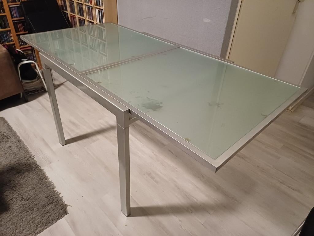 Uitschuifbare eettafel met glazen blad, Huis en Inrichting, Tafels | Eettafels, Ophalen, Gebruikt, 50 tot 100 cm, 50 tot 100 cm