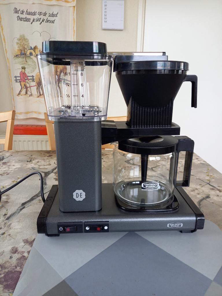 Douwe Egberts Moccamaster Technivorm, Koffiemachine, Gemalen koffie, Zo goed als nieuw, 4 tot 10 kopjes
