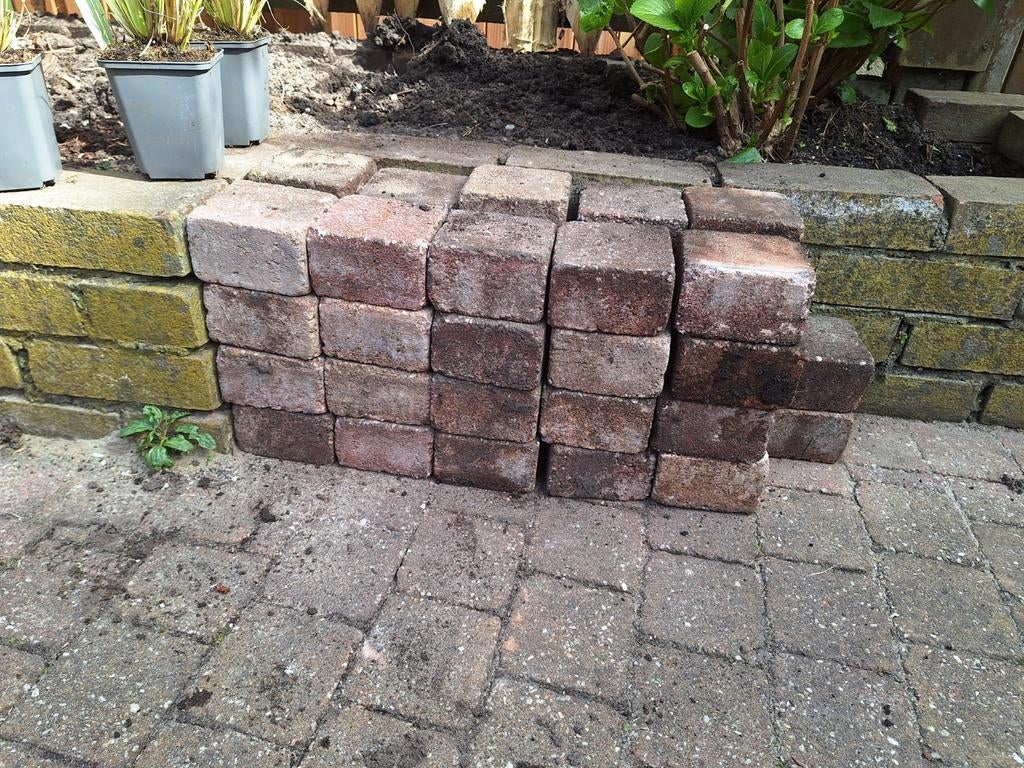 Vierkante klinkers circa 120st, Ophalen