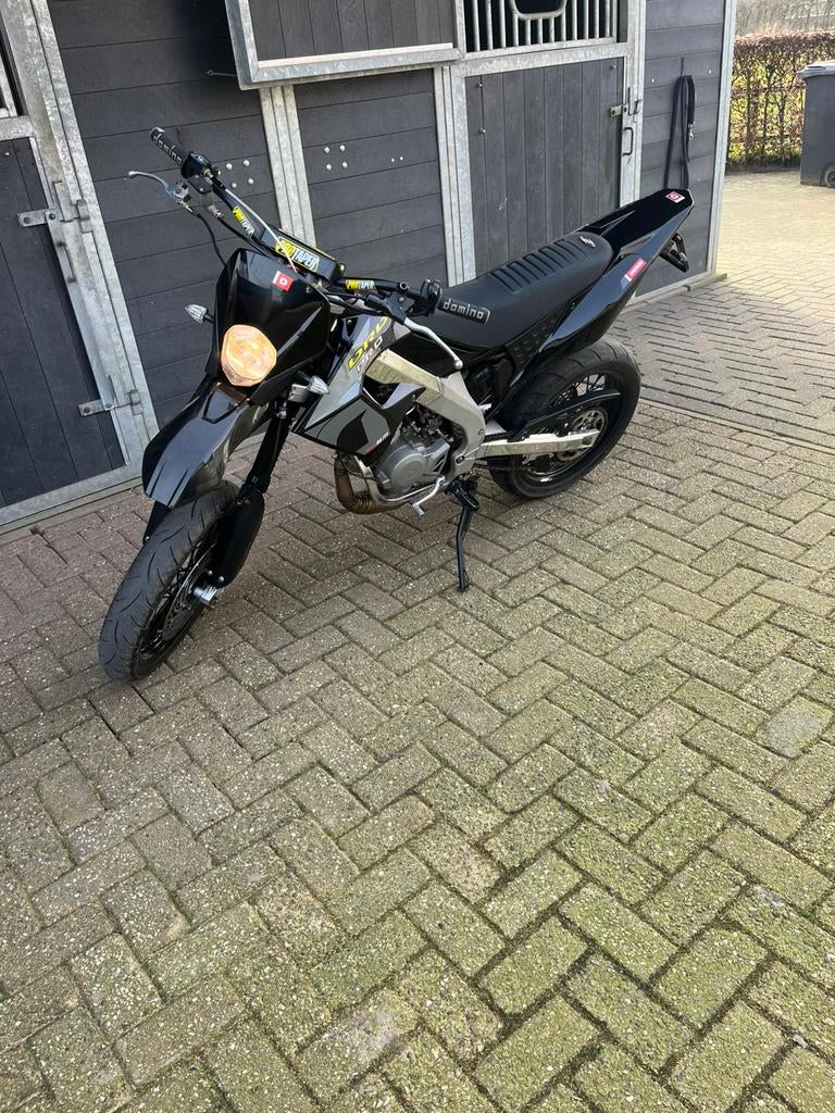 Brommer derbi drd pro 70 cc, Fietsen en Brommers, Ophalen of Verzenden, Zo goed als nieuw