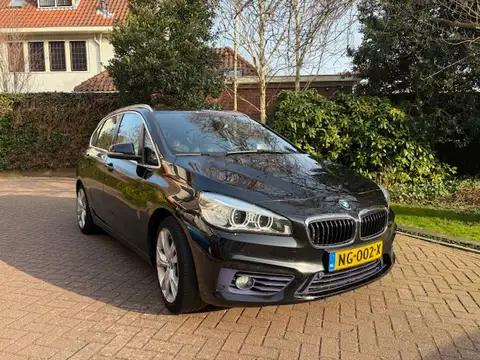 BMW 2-Serie Active Tourer 225xe 224pk Aut 2016 Zwart, Automaat, 136 pk, 48 km/l, Zwart