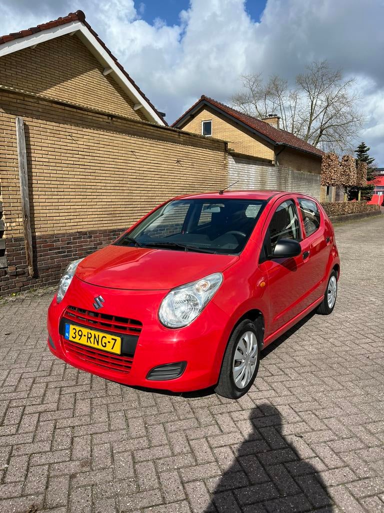 Suzuki Alto 1.0 2011 Rood, Voorwielaandrijving, 200 kg, 4 stoelen, Origineel Nederlands