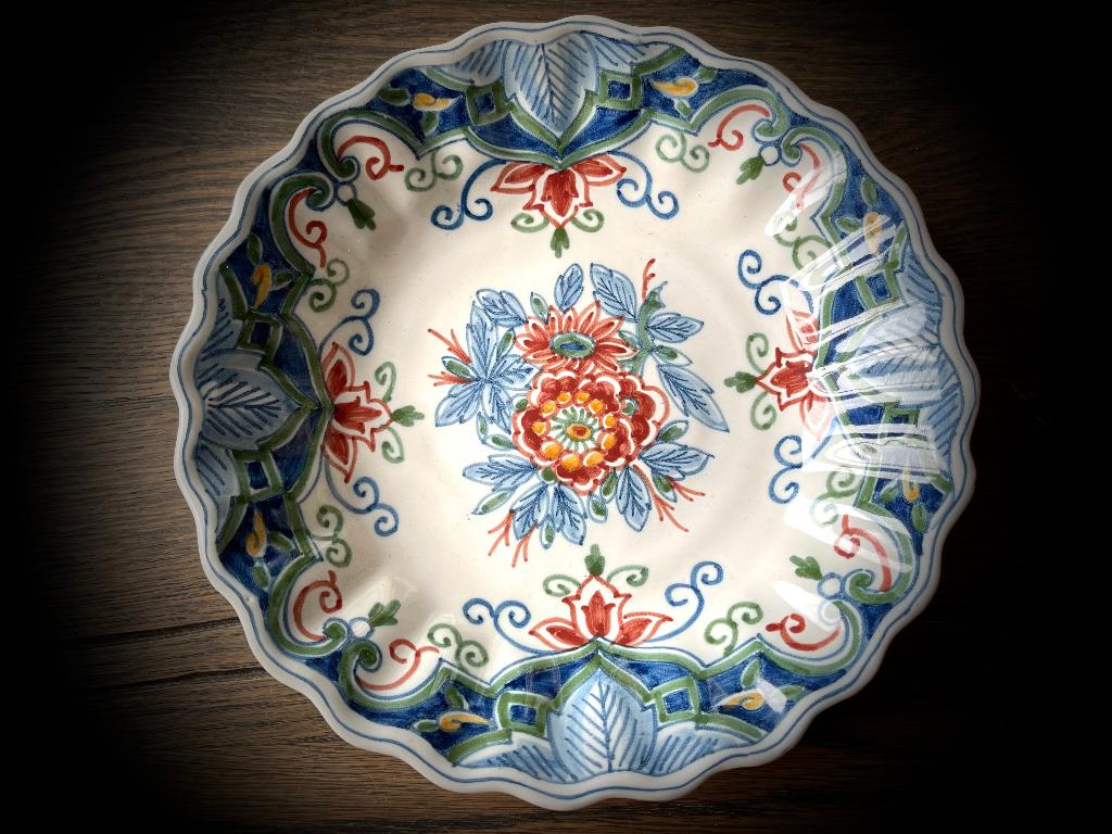 Makkum Tichelaar Antiek Bord Aardewerk curiosa floraal bloem, Verzenden
