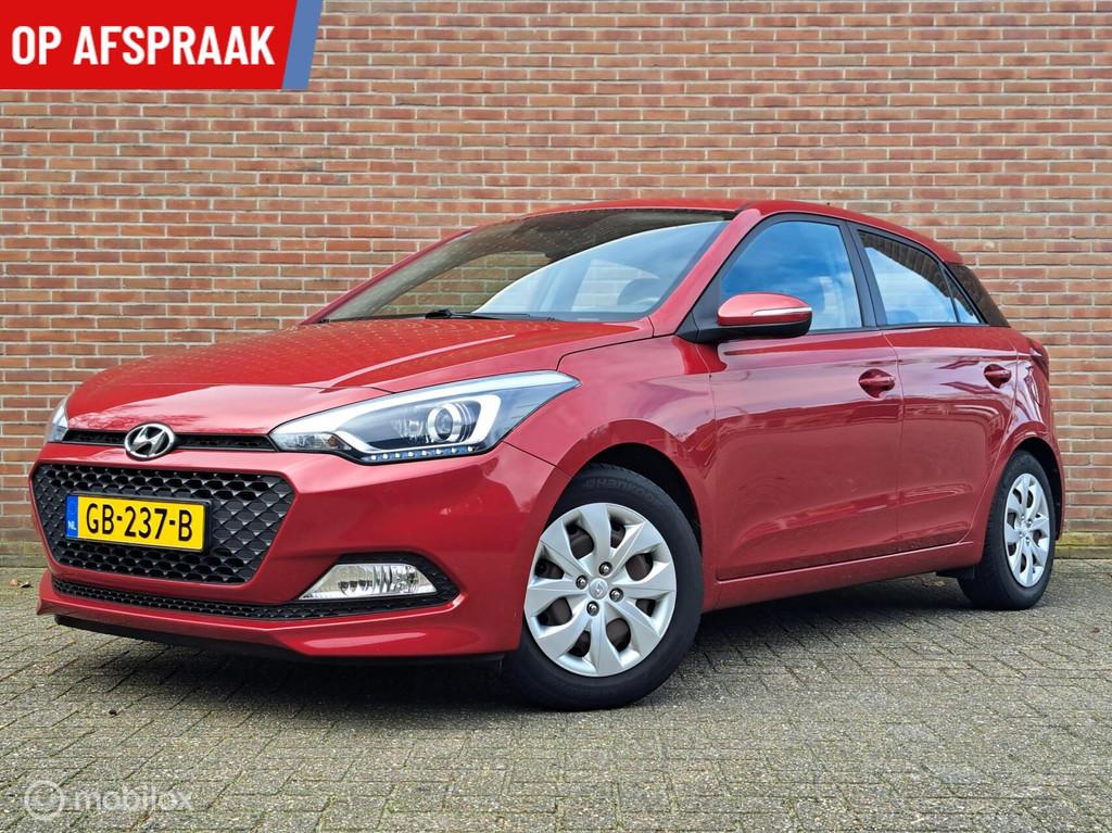 Hyundai i20 1.2 HP Business Edition/AIRCO/CRUISE, Gebruikt, 4 cilinders, Origineel Nederlands, Bedrijf