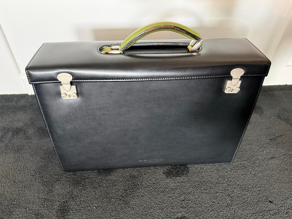 Hester van Eeghen Leren Aktetas - Zwart met Groen Handvat, Ophalen, Zo goed als nieuw