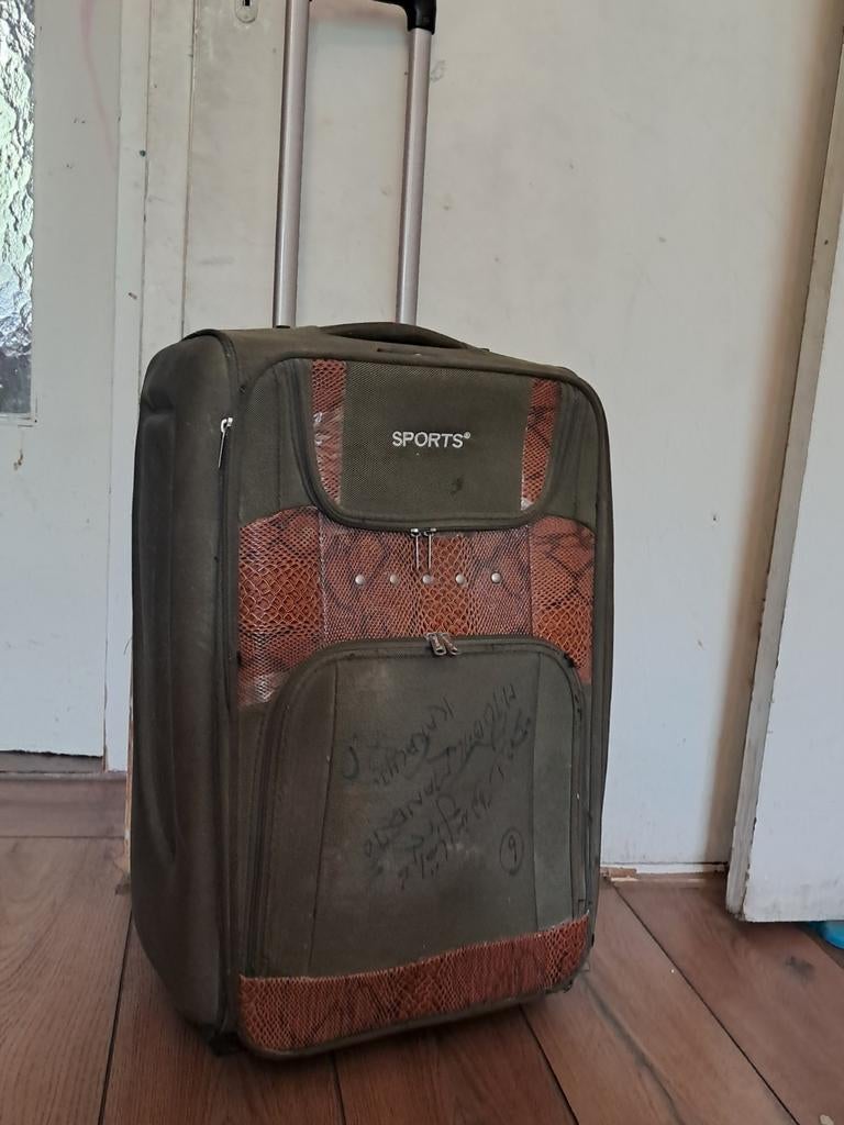 Te koop, sport merk koffer /Baggage, Sieraden, Tassen en Uiterlijk, Koffers, Ophalen