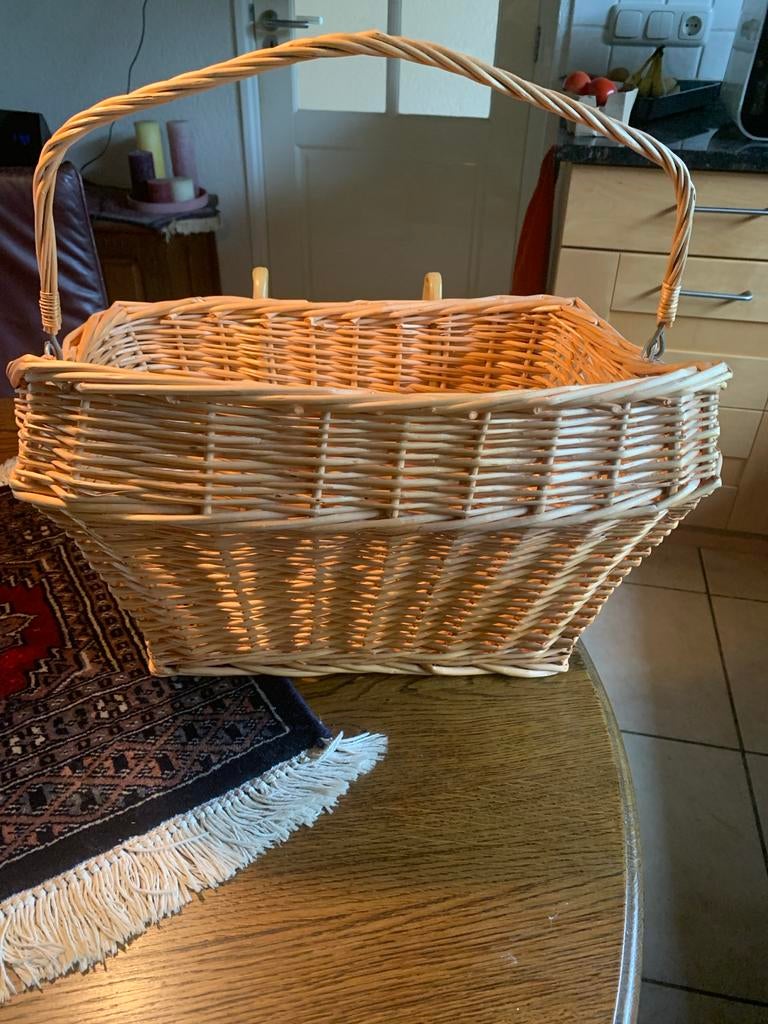 rieten fietsmand met handvat, Ophalen of Verzenden, Gebruikt, Fietsmand