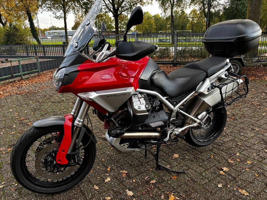 MOTO GUZZI STELVIO 1200 4V 2009 Allroad Toer Rood Topkoffer, Motoren, Motoren | Moto Guzzi, Bedrijf, Onbekend, Onbekend, MOTO GUZZI
