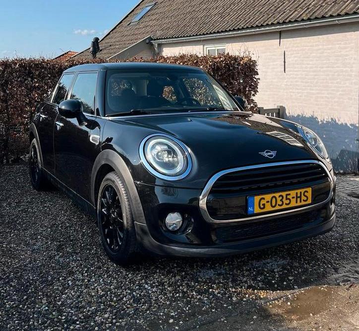 MINI Cooper 5-deurs | 2 jr onderhoudsvrij|CarPlay|Cruise|LED, Auto's, Voorwielaandrijving, Zwart, 1165 kg, Zwart