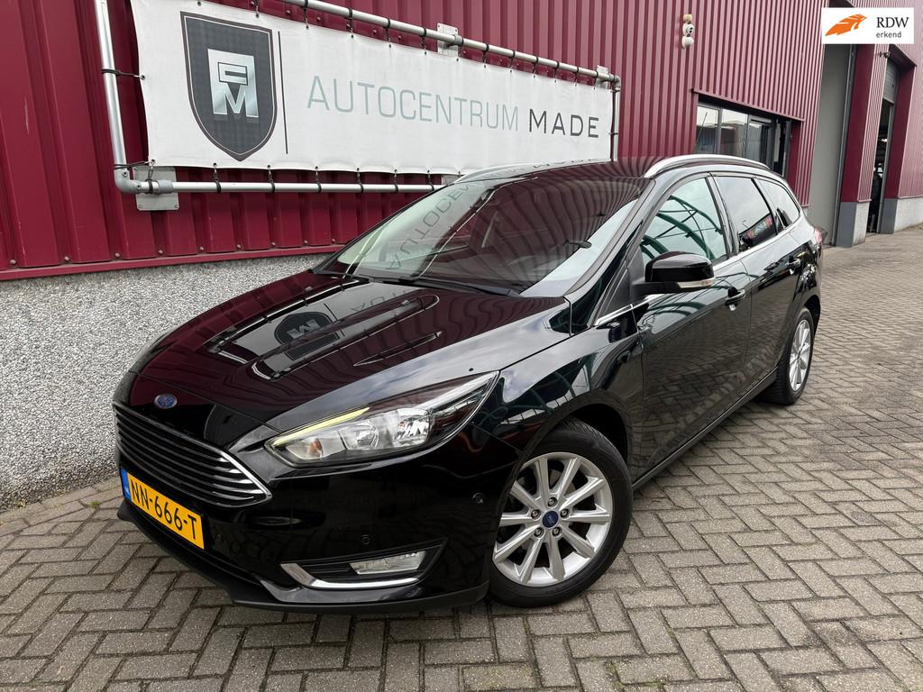 Ford Focus Wagon 1.0 Titanium // Clima // Navi // PDC // Sto, Gebruikt, Zwart, Handgeschakeld, 1216 kg