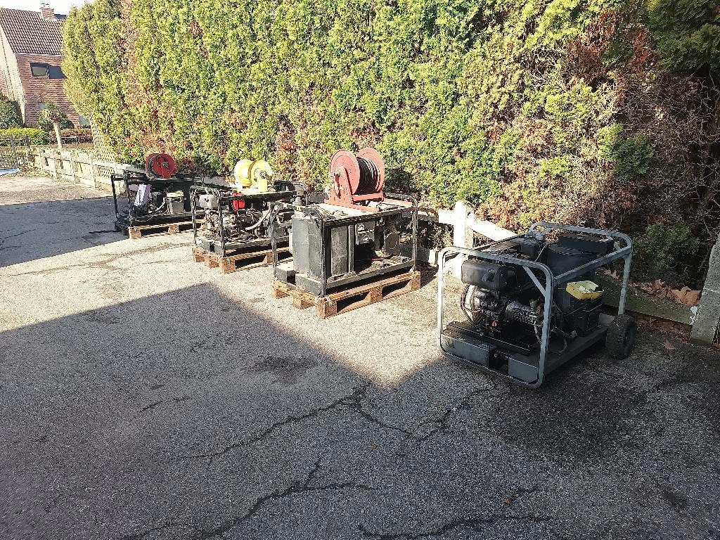 4 STUKS Karcher HDS1000D hogedruk reiniger, Ophalen, Gebruikt, Benzine, Met autostop en -start