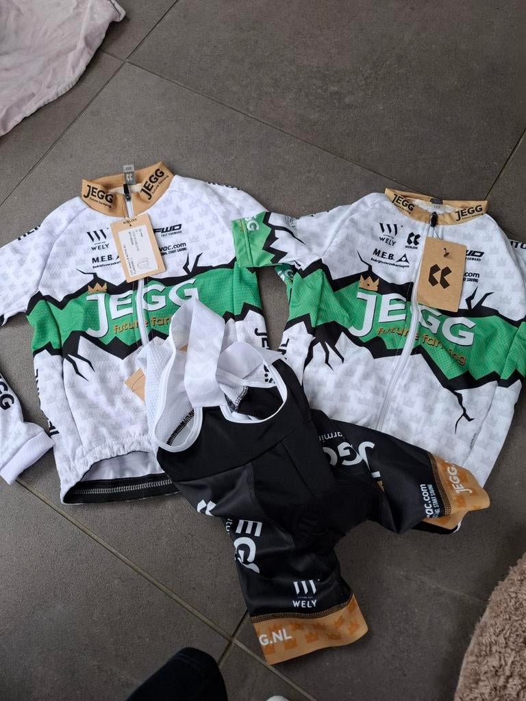 Kalas wielerset nieuw maat 122 kinderen, Fietsen en Brommers, Fietsaccessoires | Fietskleding, Nieuw, Kinderen, Bovenkleding, Ophalen of Verzenden