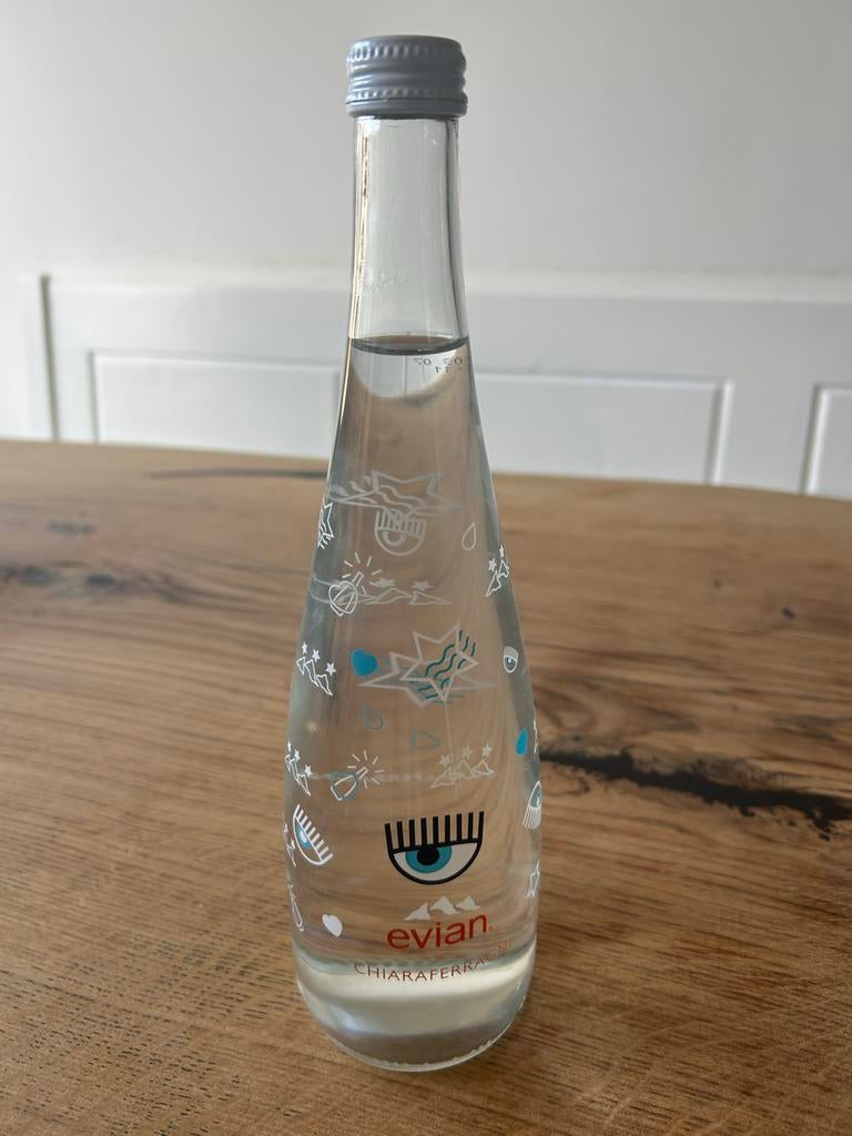 Evian x Chiara Ferragni, Ophalen of Verzenden