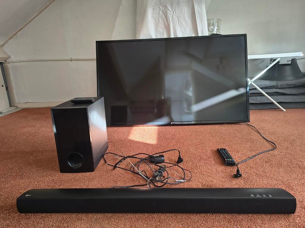 LG 49 inch 4K Smart TV met soundbar en subwoofer, Ophalen, Gebruikt, 50 Hz, 100 cm of meer