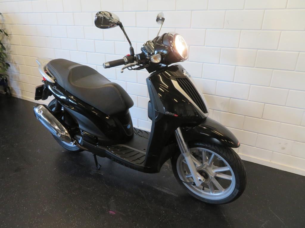 Piaggio CARNABY 300 ZEER FRAAI! (bj 2010) - foto 2