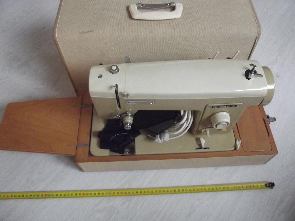 naaimachine, Ophalen, Zo goed als nieuw, Naaimachine, Lewenstein