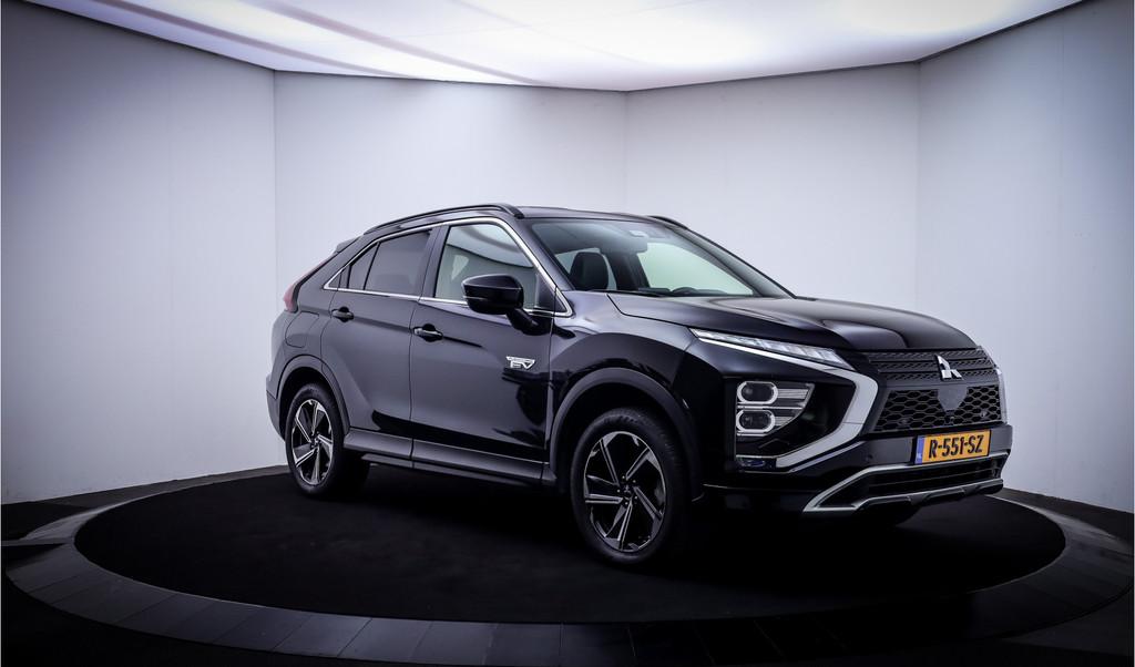 Mitsubishi Eclipse Cross 2.4 PHEV Intense+ FULL LED | CAMERA, 4 cilinders, Leder en Stof, Bedrijf, Vierwielaandrijving