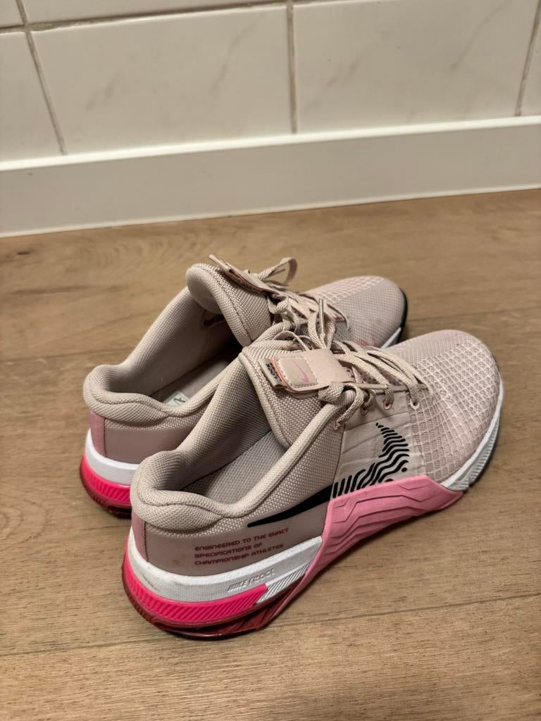 Nike womans metcon 8 running shoes maat 39, Ophalen, Gebruikt, Hardlopen, Hardloopschoenen