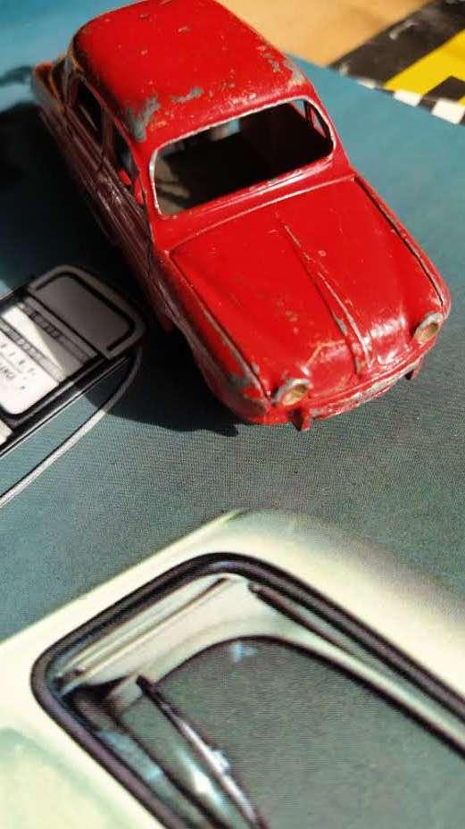 RENAULT DAUPHINE, DINKY TOYS FRANCE, NU 14,95 EURO!, Hobby en Vrije tijd, Modelauto's | 1:43, Ophalen of Verzenden, Gebruikt, Auto