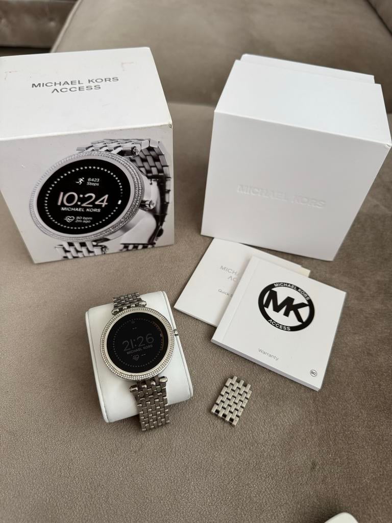 Michael Kors Access Gen 5E Darci Smartwatch Zilver, Sieraden, Tassen en Uiterlijk, Smartwatches, Hartslag, Ophalen of Verzenden