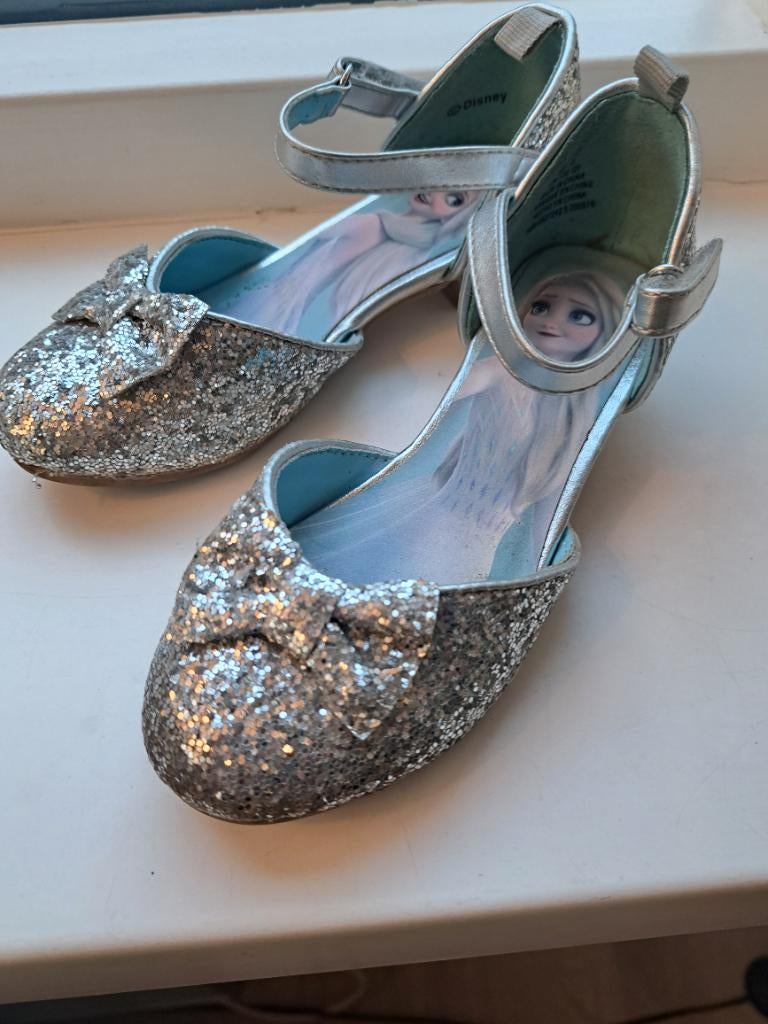 Zilverkleurige prinsessenschoentjes, Ophalen, Gebruikt, Jongen of Meisje