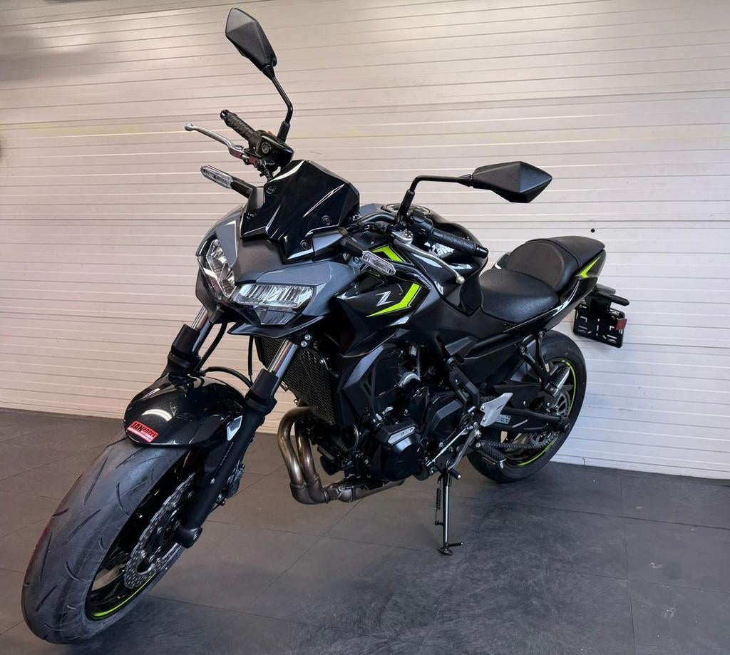 Kawasaki Z650 | 4545 km | 1e eigenaar | Zeer netjes, 2 cilinders, 649 cc, Bedrijf, Onbekend
