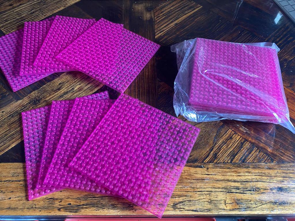 Roze/paarse transparante Lego Duplo grondplaten/bouwplaten, Kinderen en Baby's, Speelgoed | Duplo en Lego, Nieuw, Lego, Losse stenen