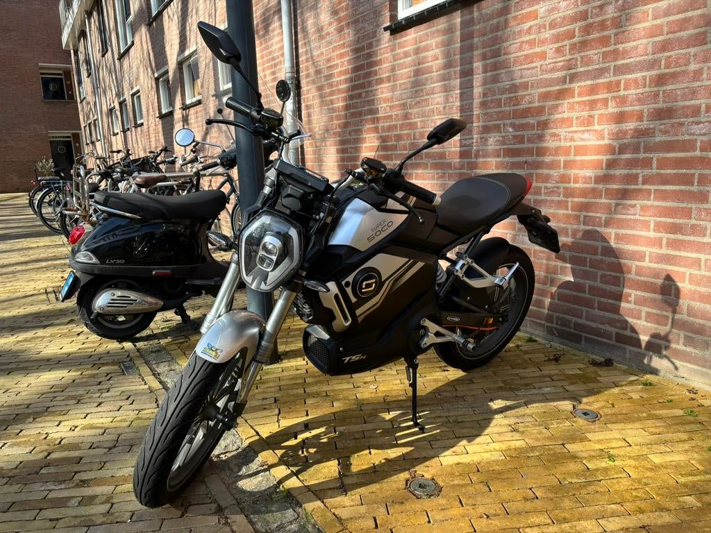 Vmoto Super Soco TSx 2024 Elektrische Brommer, Ophalen, Zo goed als nieuw, Maximaal 45 km/u