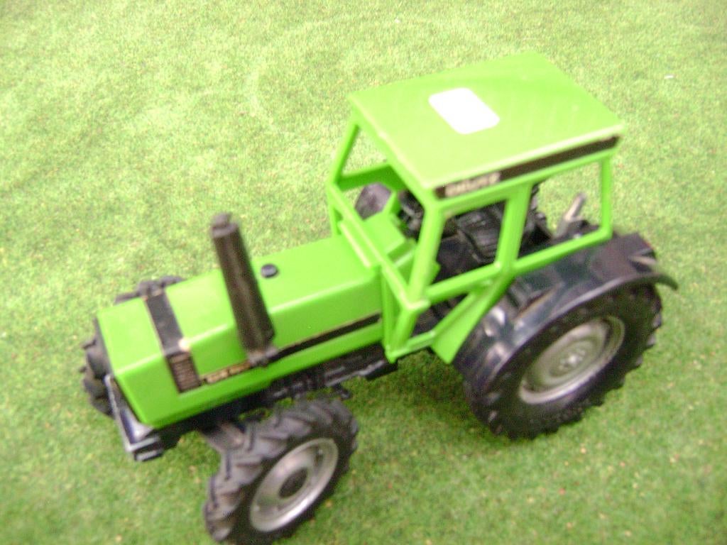Deutz DX 110 van Britains met stocknummer 9526, Hobby en Vrije tijd, Modelauto's | 1:32, Ophalen of Verzenden, Zo goed als nieuw
