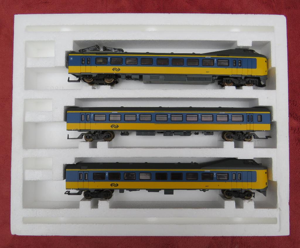 Lima 149867, NS koploper met baanruimers, Ophalen of Verzenden, Lima, Gelijkstroom, Locomotief