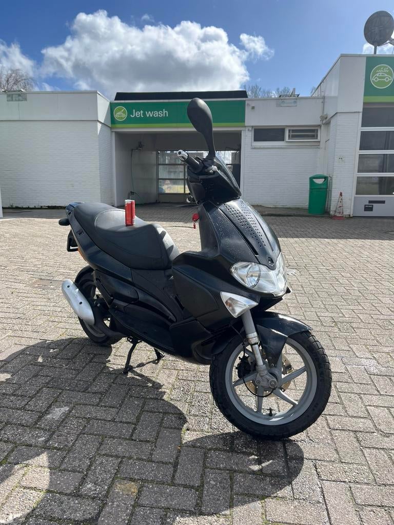 Gilera runner sp 50, Fietsen en Brommers, Scooters | Piaggio, Tweetakt, Maximaal 45 km/u, Zip, Ophalen of Verzenden