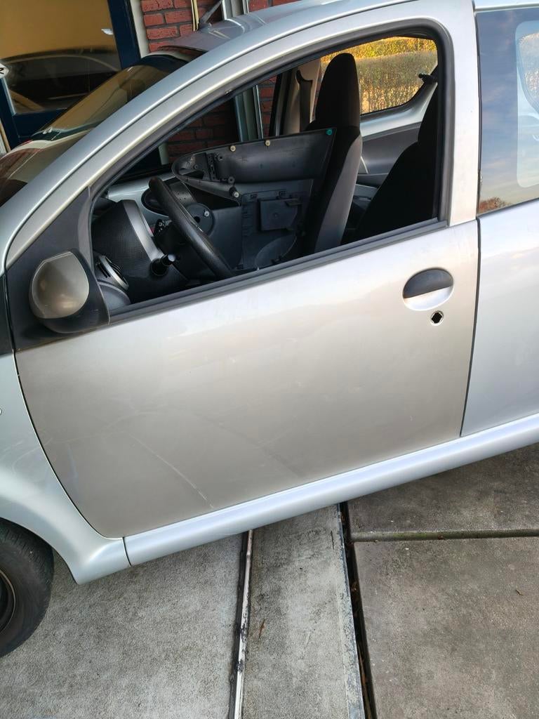 Linker voorportier Aygo Peugeot citroen, Ophalen, Peugeot, Deur