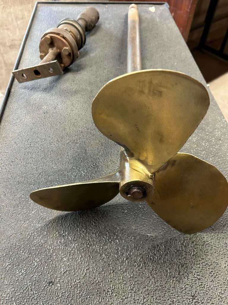 Bronzen scheepsschroef met as, Ophalen, Gebruikt, Motor en Techniek, Motorboot