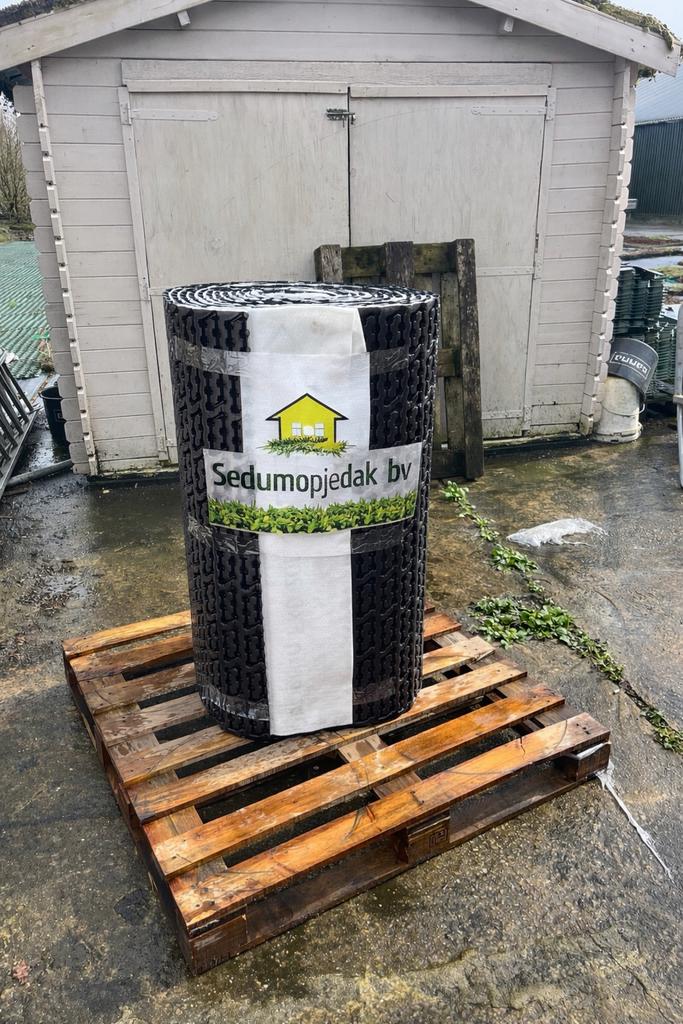 Drainagemat 18mm dik en 15 m2 per rol. Grote voorraad