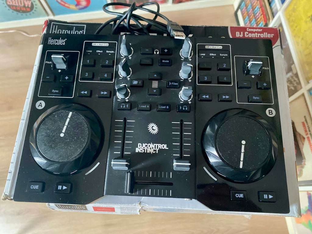 Hercules DJ Controller Instinct, Muziek en Instrumenten, Dj-sets en Draaitafels, Ophalen of Verzenden, Gebruikt, Overige merken