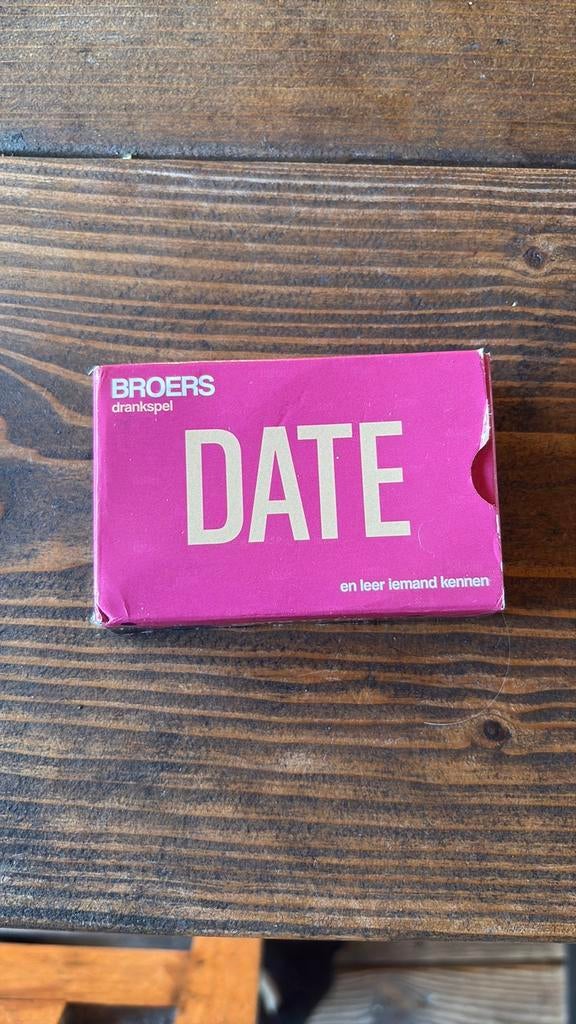 Foto’s broers dranks spel date or die, Vijf spelers of meer, Ophalen, Nieuw