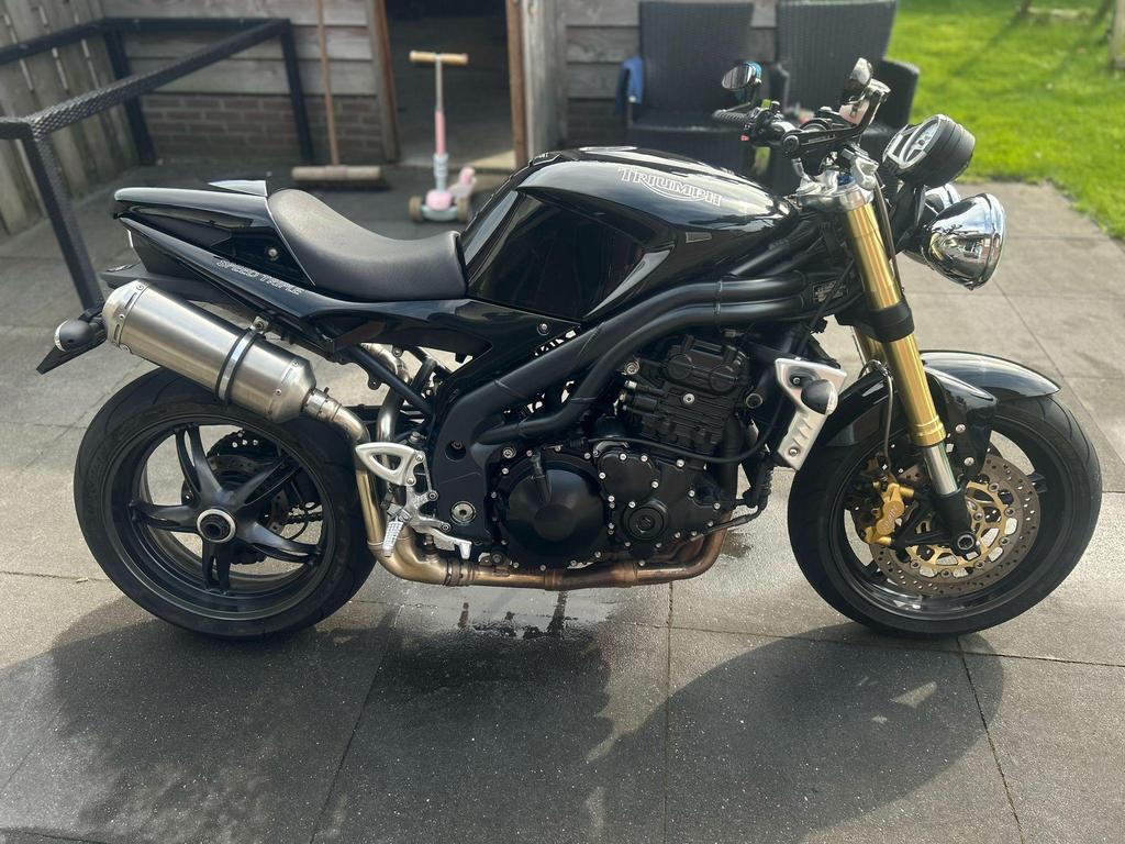 Speed Triple 1050