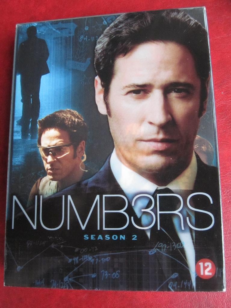 Numbers (Numb3rs) Season 2 (2005) 6 disc, Cd's en Dvd's, Boxset, Drama, Ophalen of Verzenden, Zo goed als nieuw