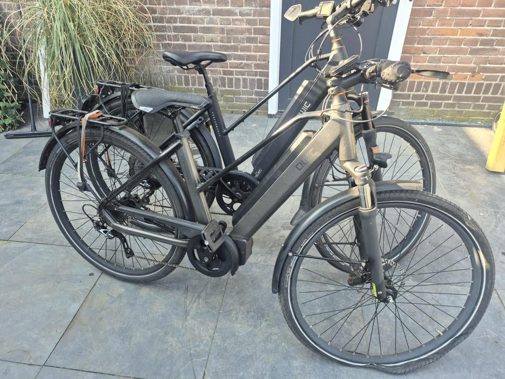 Set Qwic elektrische fietsen (defect), Ophalen, Qwic