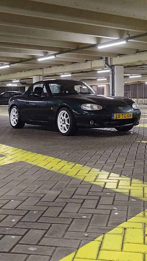 Mazda MX-5 1.8 I 1999 Groen, Achterwielaandrijving, 40 €/maand, 4 cilinders, Cabriolet