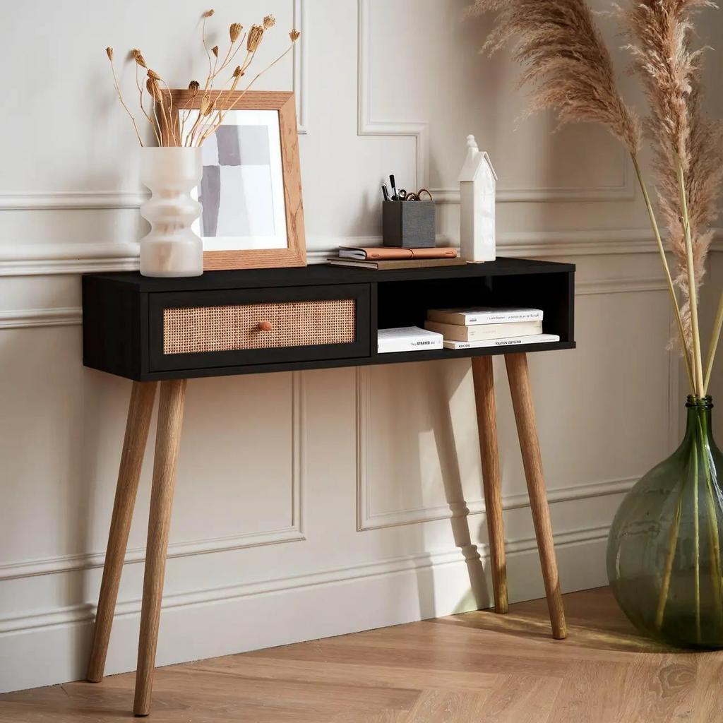 Stijlvolle sidetable met rotan lade en houten poten, Ophalen, 50 tot 100 cm, Zo goed als nieuw, Overige houtsoorten